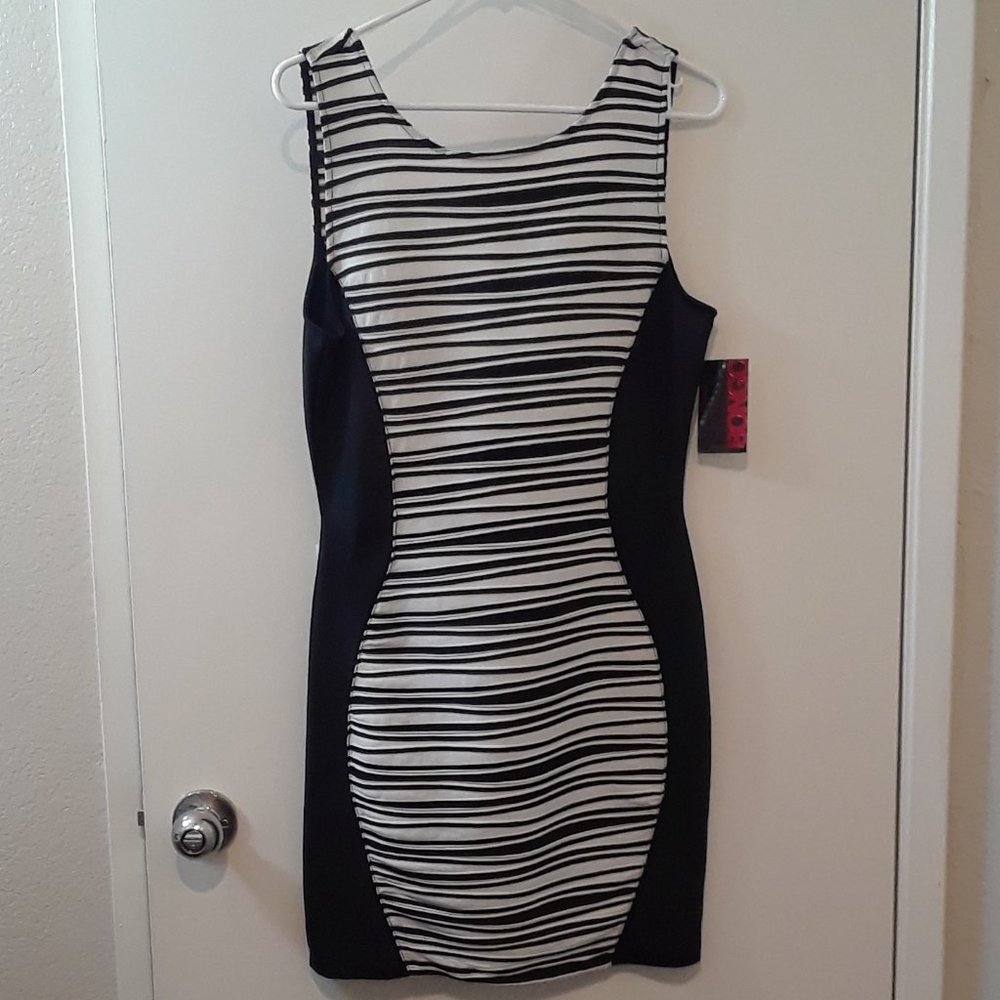 Bongo Contour Dress Size XL NWT